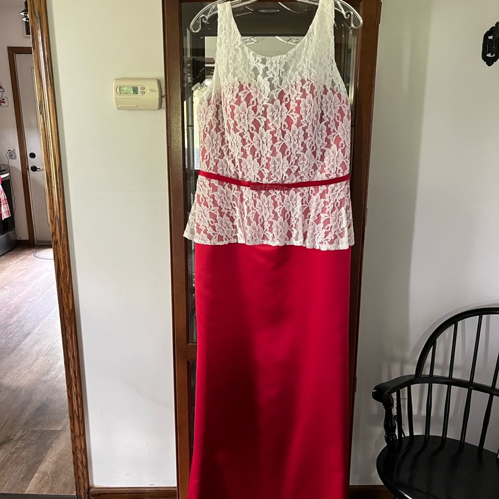 New with tags - brand-Christina Wu  size 14 color -Christmas red with ivory lace